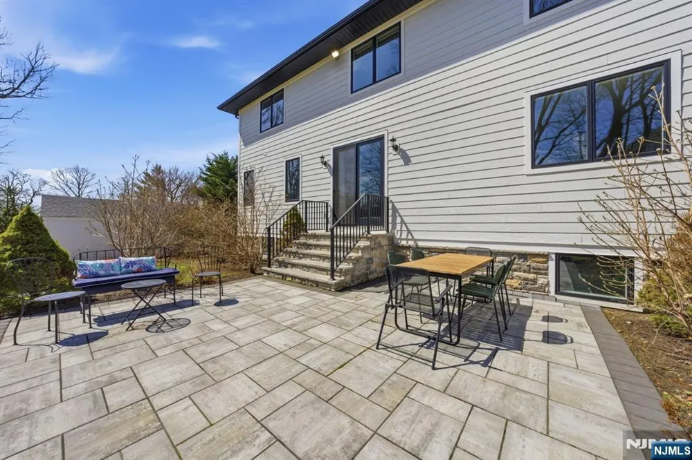 34 Dubois Avenue Alpine, NJ 07620