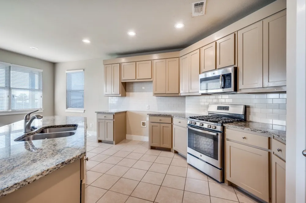41 Kramer Lane Sanger, TX 76266