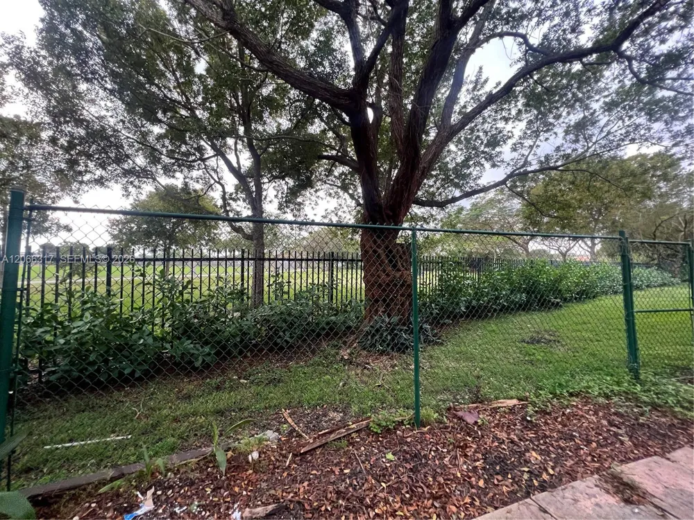 8564 SW 214th Way Cutler Bay, FL 33189