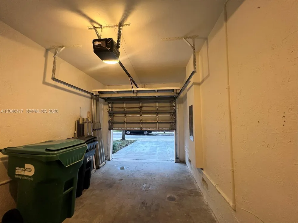 8564 SW 214th Way Cutler Bay, FL 33189