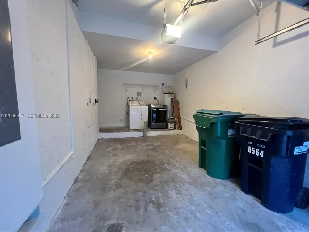 8564 SW 214th Way Cutler Bay, FL 33189