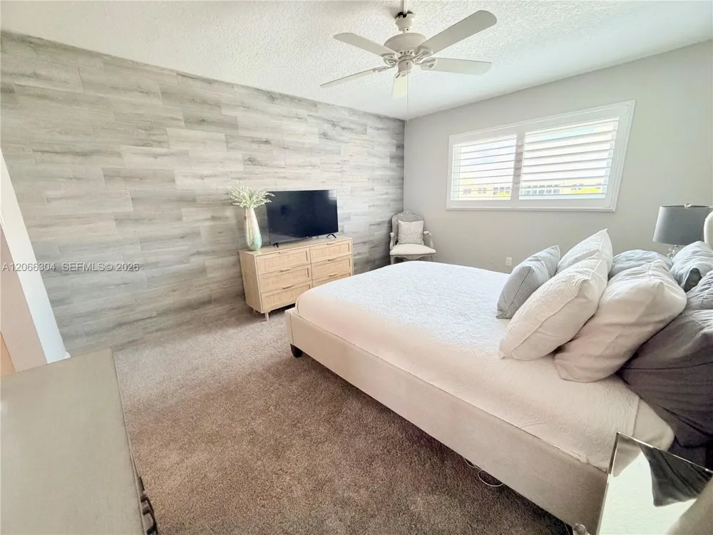 100 SILVER BEACH AVE #720 Daytona, FL 32118