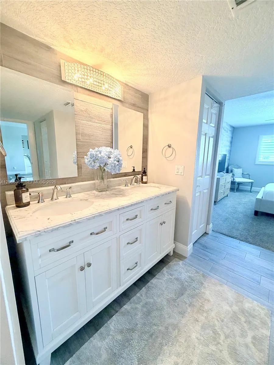 100 SILVER BEACH AVE #720 Daytona, FL 32118