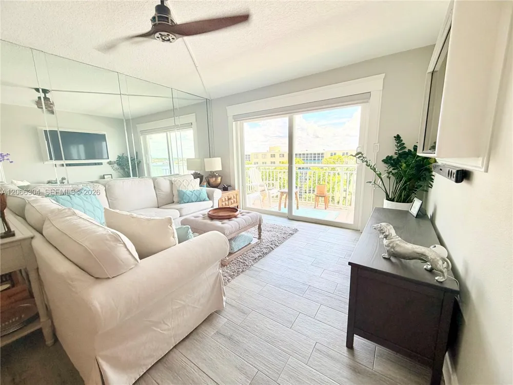 100 SILVER BEACH AVE #720 Daytona, FL 32118