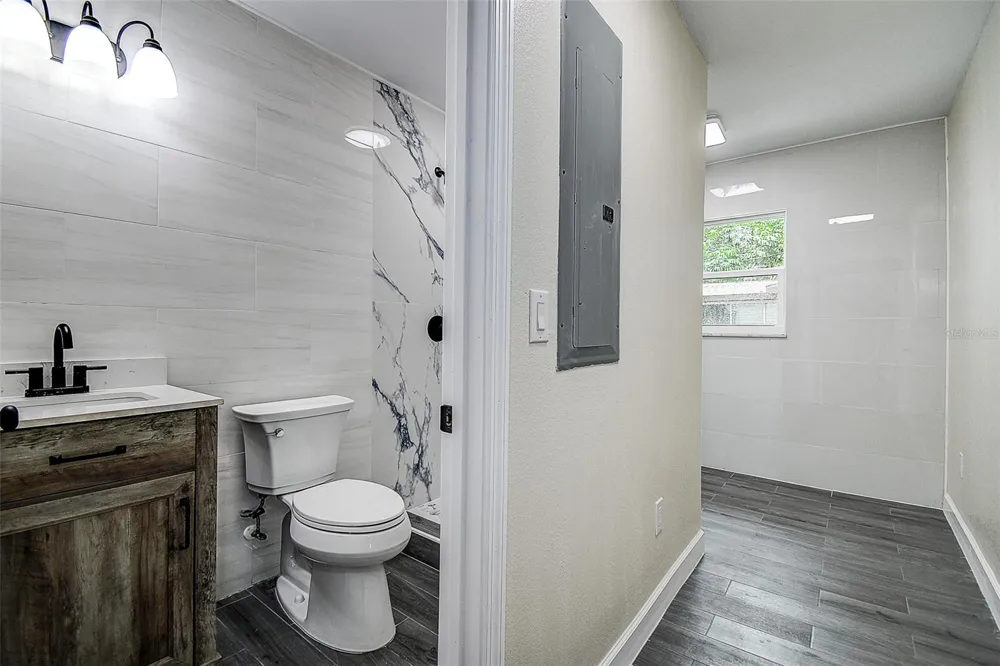 5546 113TH STREET Seminole, FL 33772