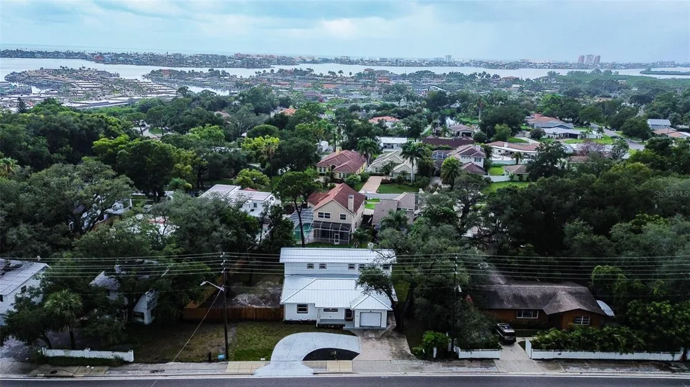 5546 113TH STREET Seminole, FL 33772