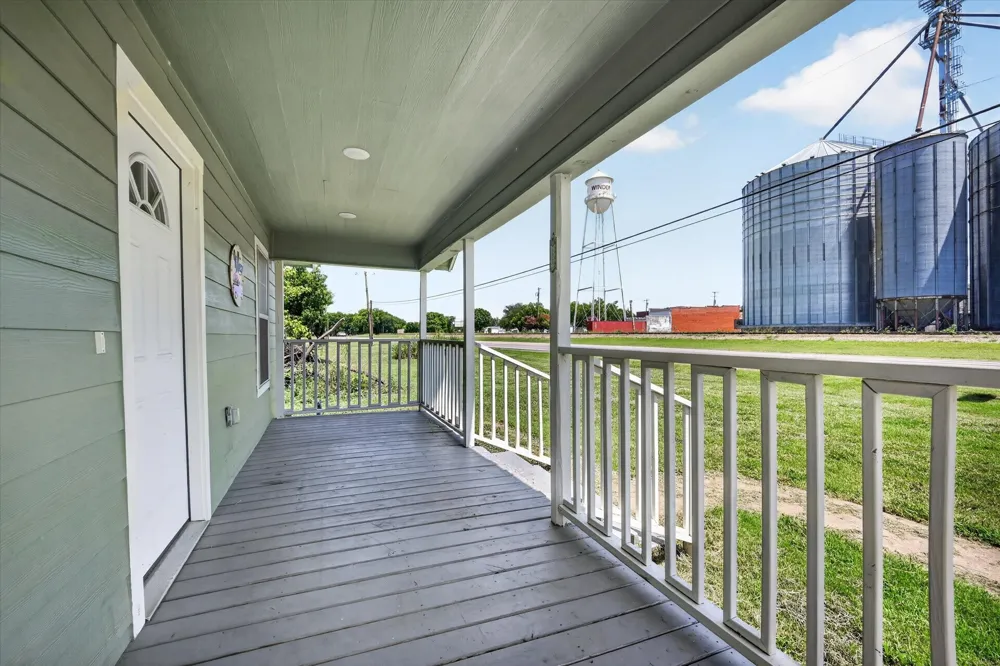 601 Tx-56 Windom, TX 75492