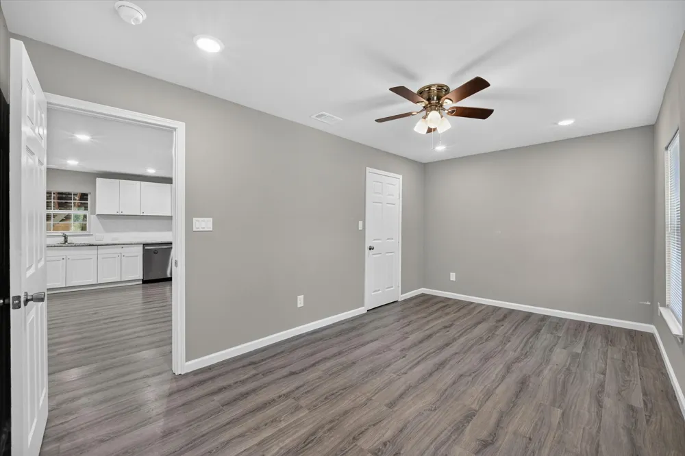 601 Tx-56 Windom, TX 75492
