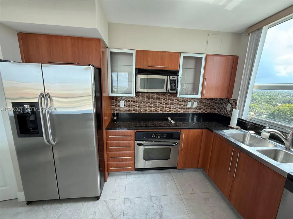 610 W Las Olas Blvd #913N Fort Lauderdale, FL 33312