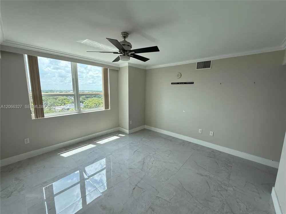 610 W Las Olas Blvd #913N Fort Lauderdale, FL 33312