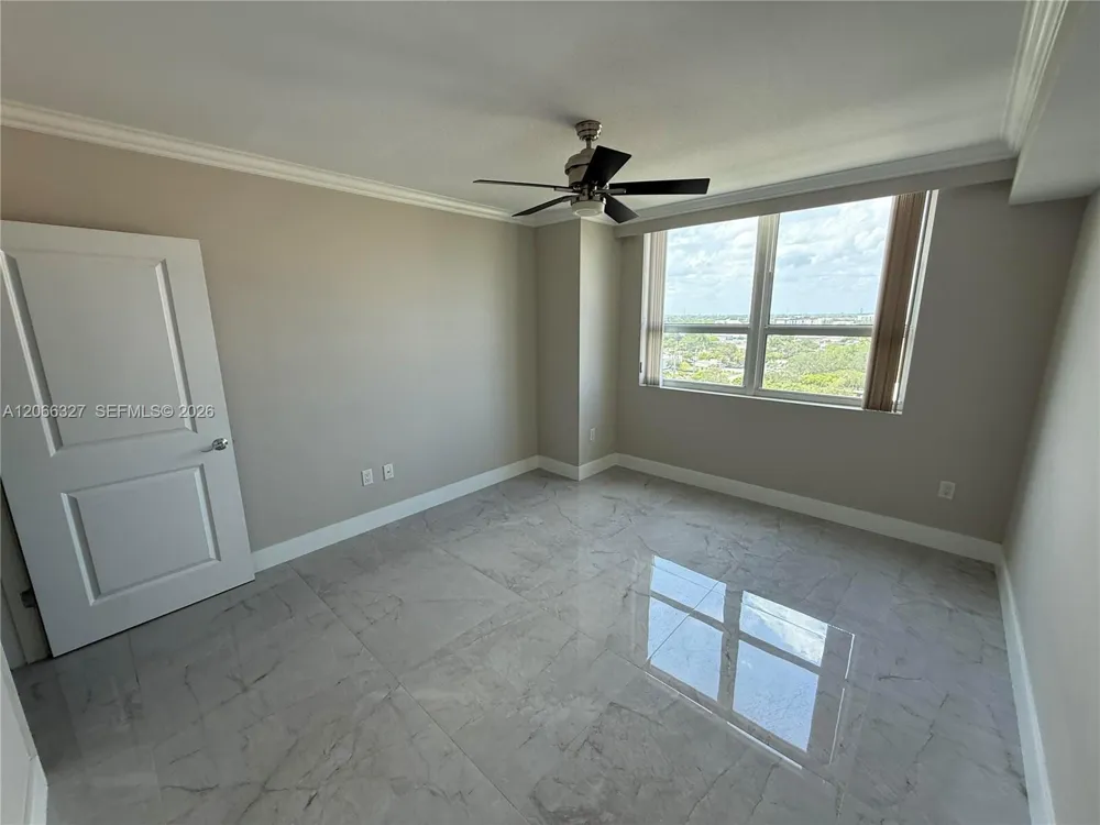 610 W Las Olas Blvd #913N Fort Lauderdale, FL 33312