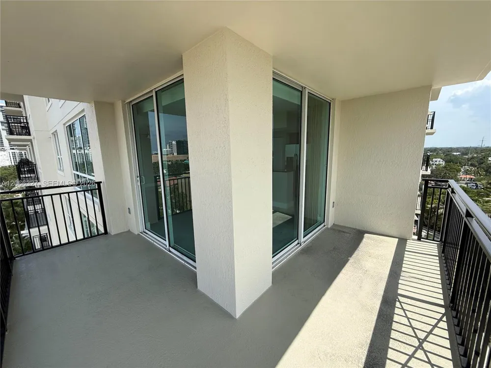 610 W Las Olas Blvd #913N Fort Lauderdale, FL 33312