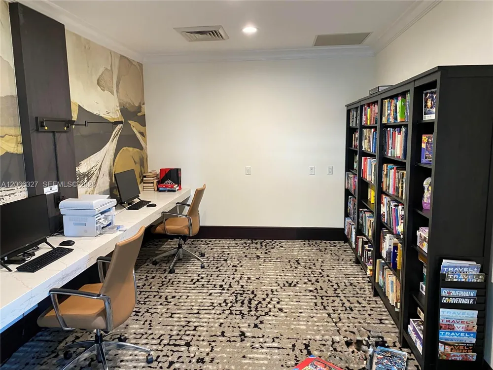 610 W Las Olas Blvd #913N Fort Lauderdale, FL 33312