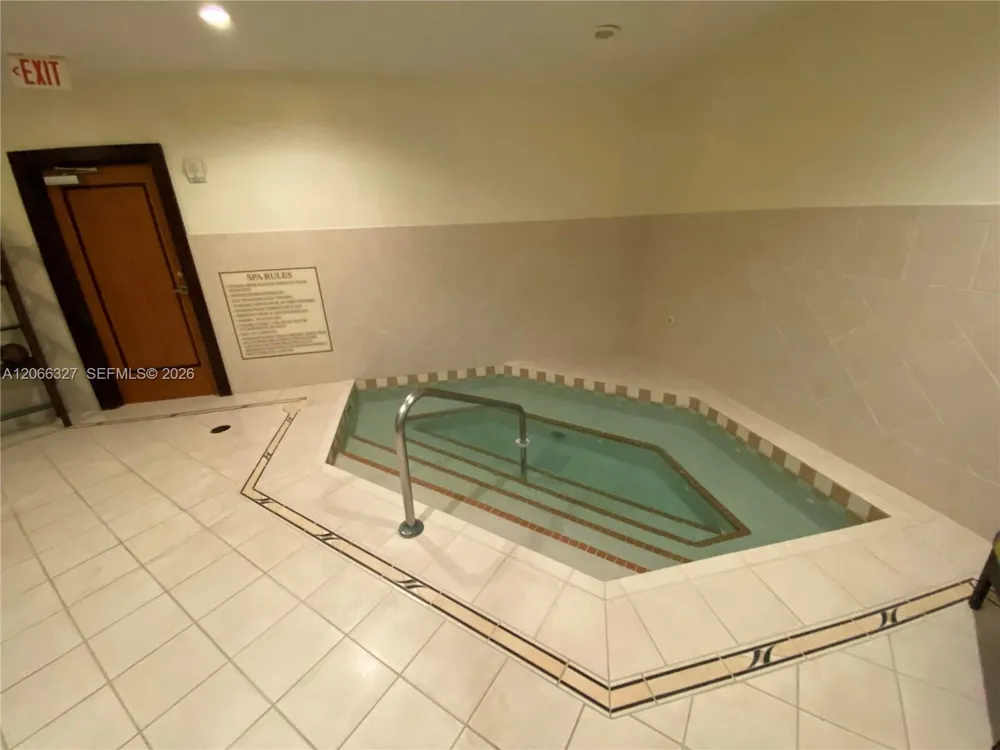 610 W Las Olas Blvd #913N Fort Lauderdale, FL 33312