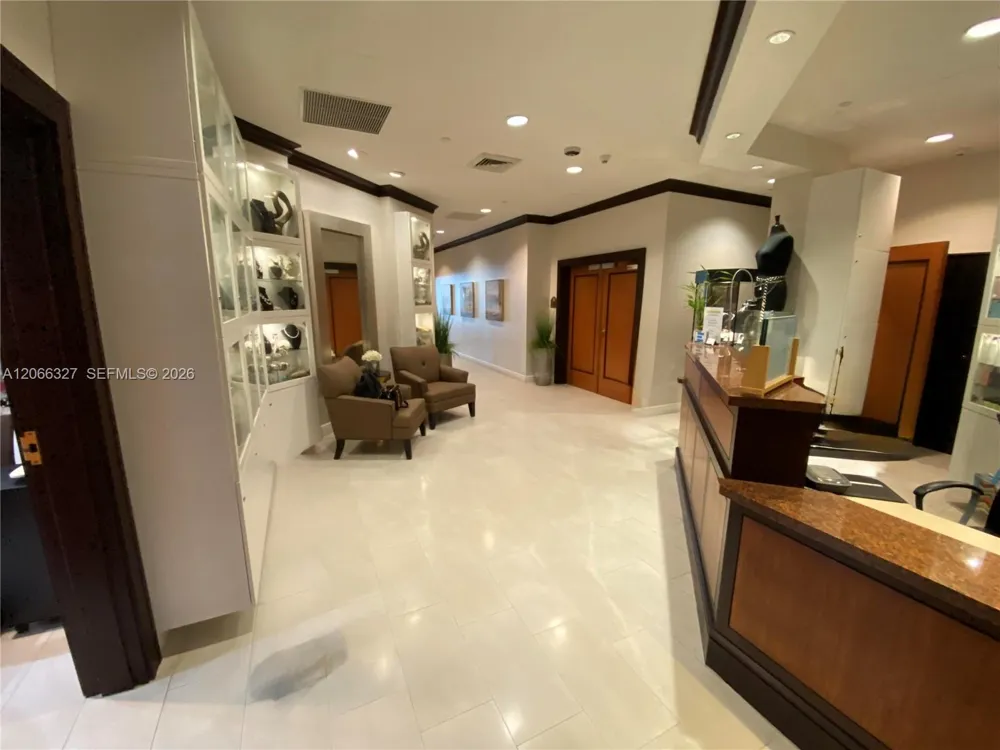 610 W Las Olas Blvd #913N Fort Lauderdale, FL 33312