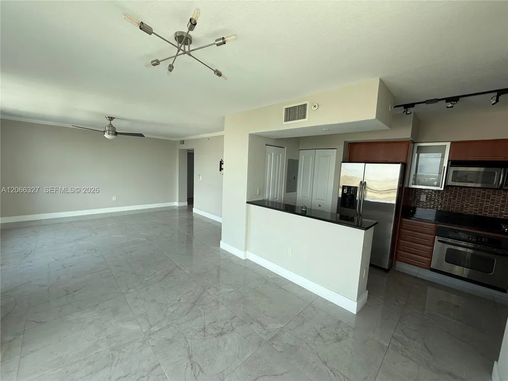 610 W Las Olas Blvd #913N Fort Lauderdale, FL 33312