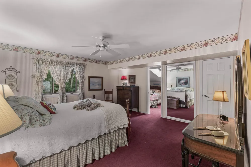 12879 Lakeshore Drive Grand Haven Charter Township, MI 49417