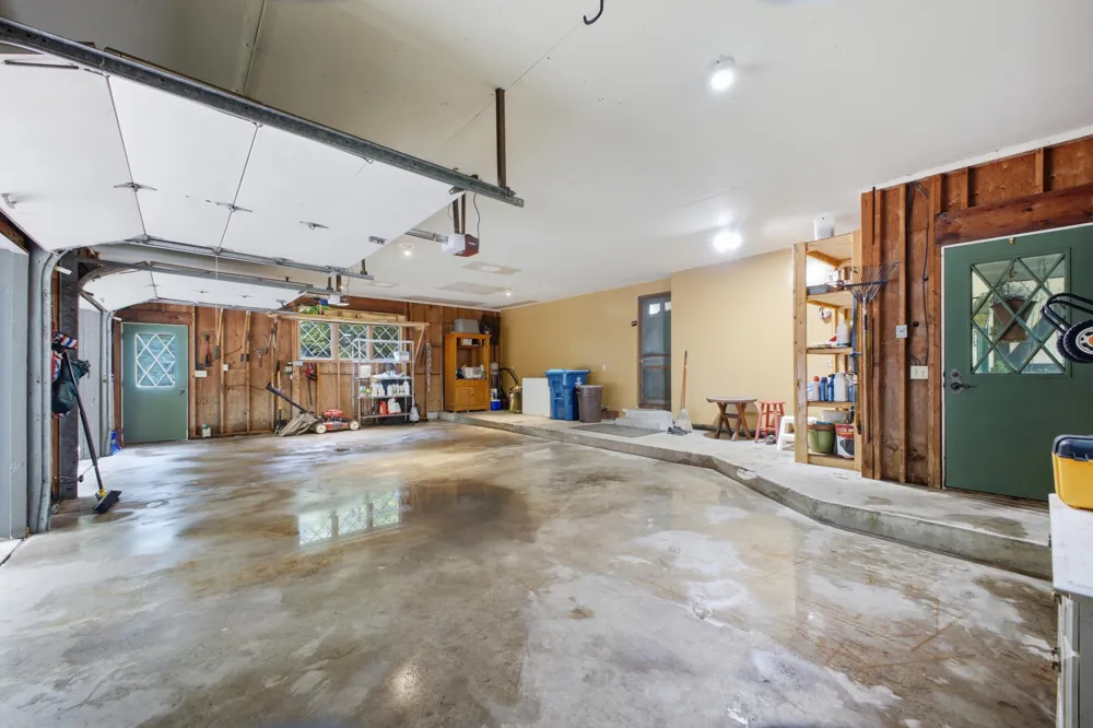 12879 Lakeshore Drive Grand Haven Charter Township, MI 49417