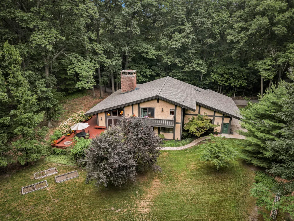 12879 Lakeshore Drive Grand Haven Charter Township, MI 49417