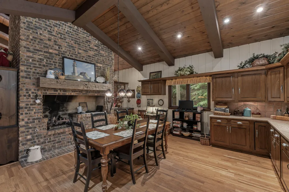 12879 Lakeshore Drive Grand Haven Charter Township, MI 49417
