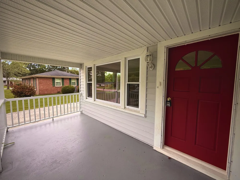1210 Oak Dr Manchester, TN 37355