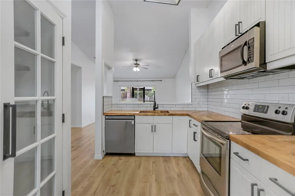 1107 COVINGTON STREET Oviedo, FL 32765