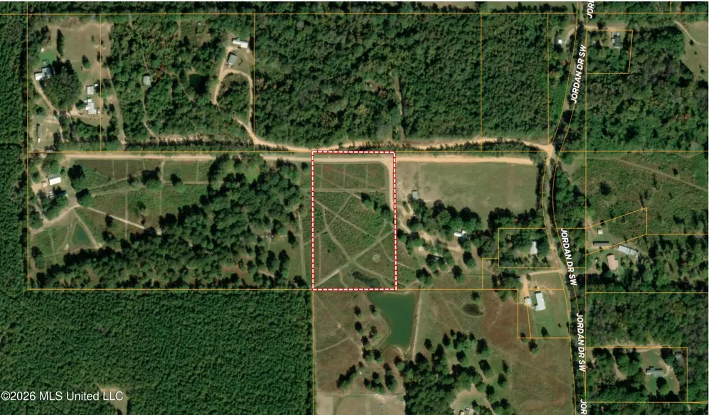 SW Jordan Drive Smithdale, MS 39664