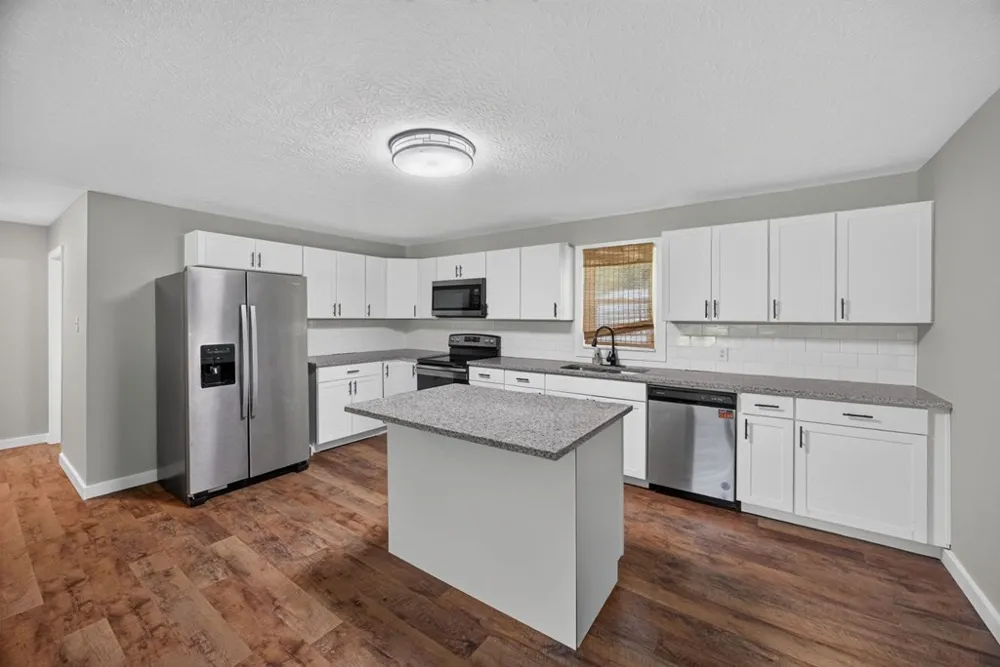 221 England Hollow Rd Gainesboro, TN 38562