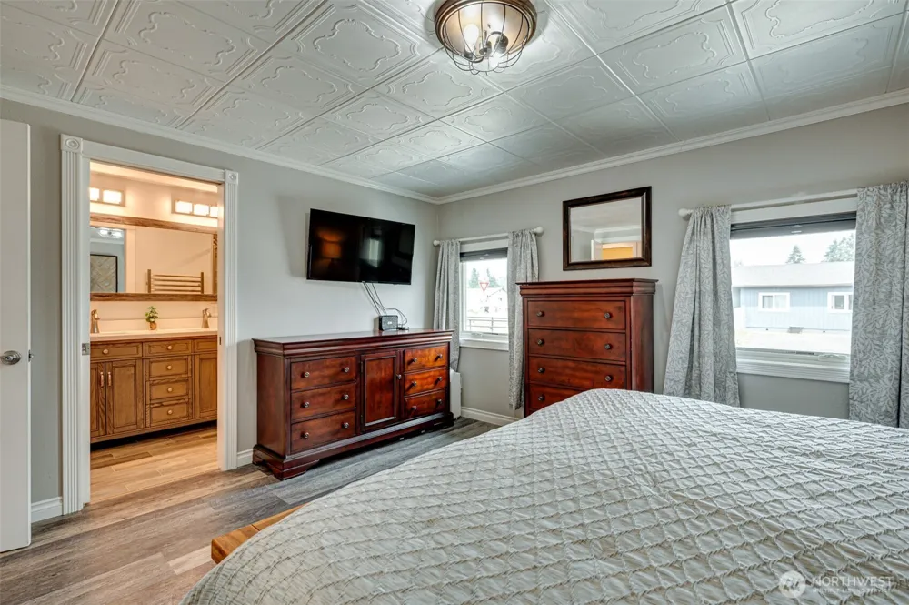 353 Shear Street SW Castle Rock, WA 98611