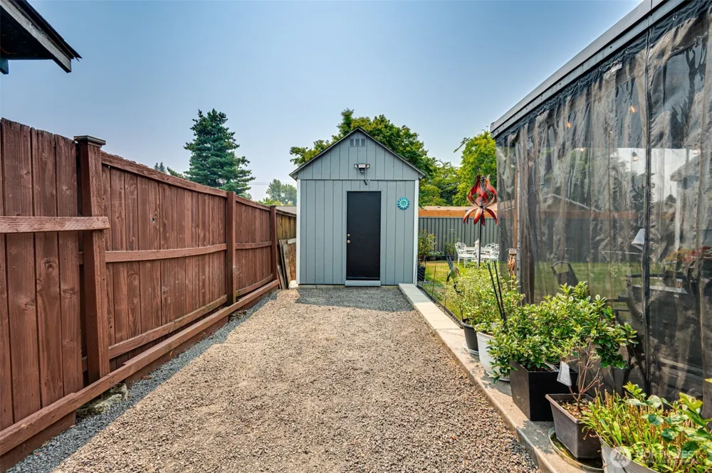353 Shear Street SW Castle Rock, WA 98611