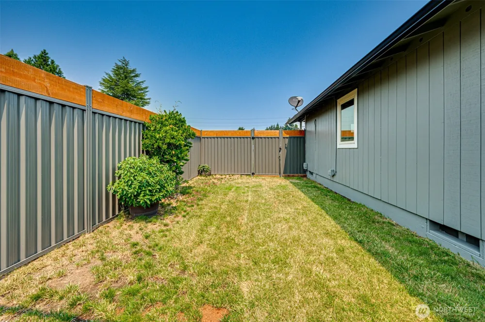 353 Shear Street SW Castle Rock, WA 98611