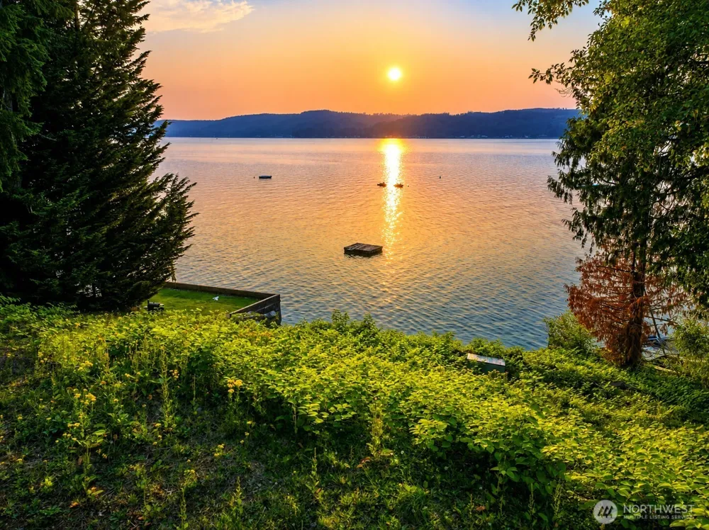 17871 E State Route 106 Belfair, WA 98528