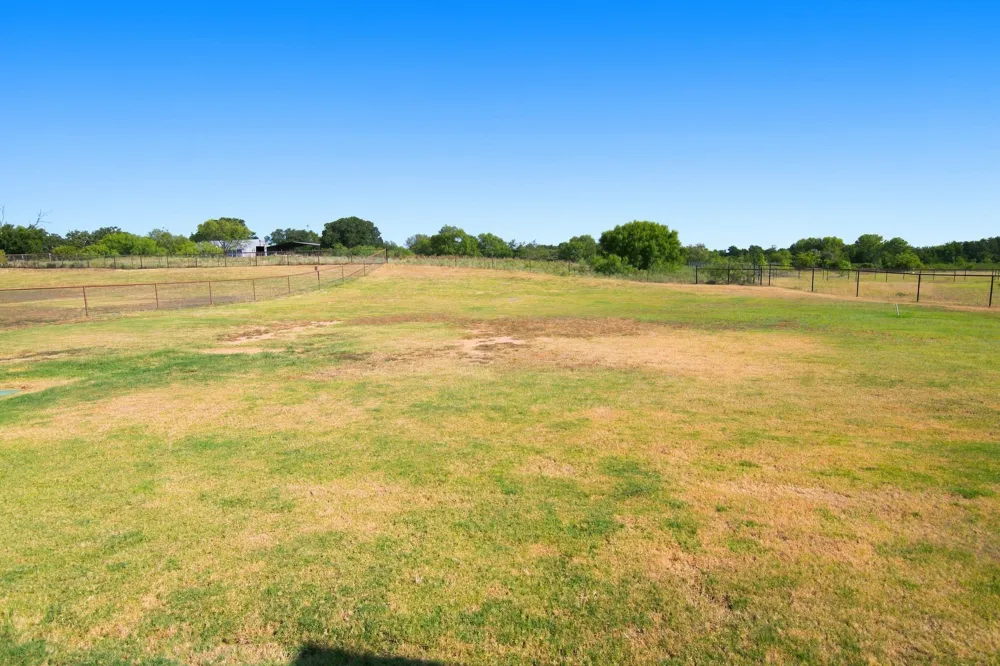 121 Friendship Way Boyd, TX 76023