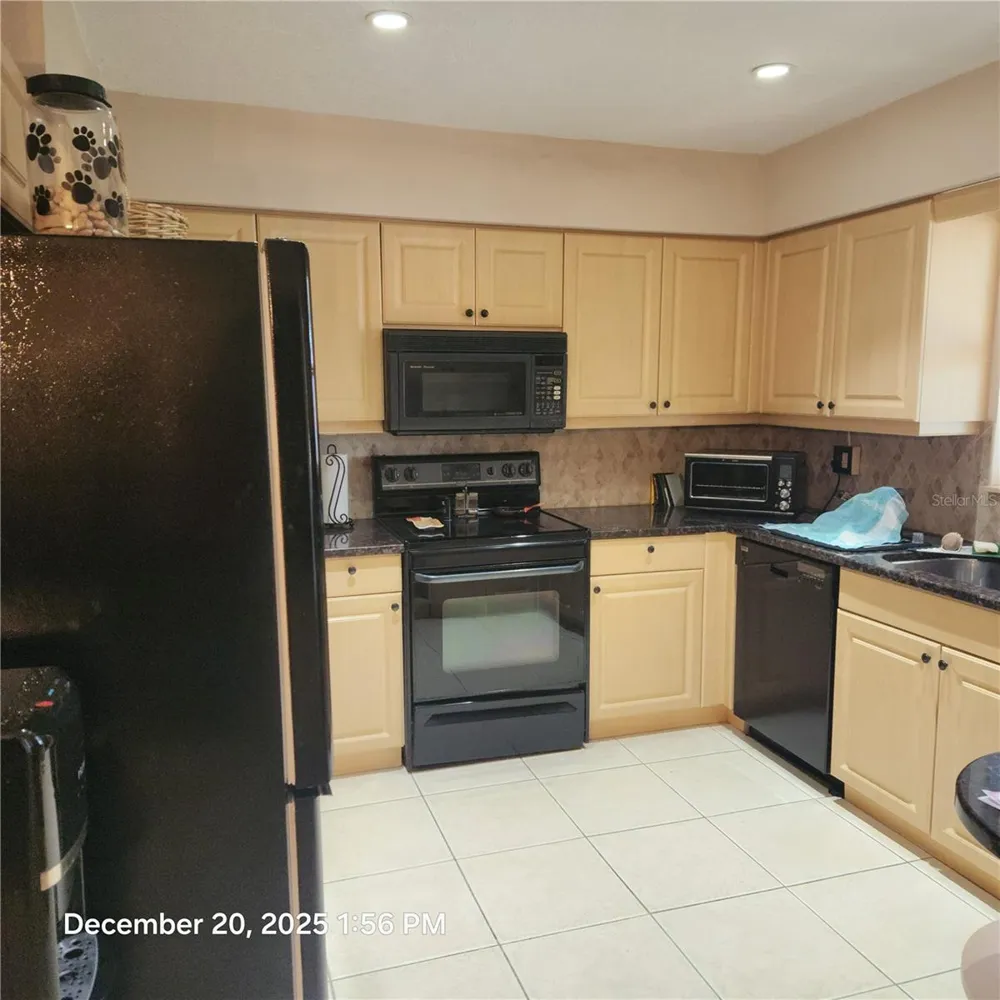 524 SARABAY ROAD Osprey, FL 34229