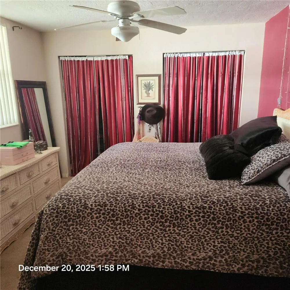 524 SARABAY ROAD Osprey, FL 34229