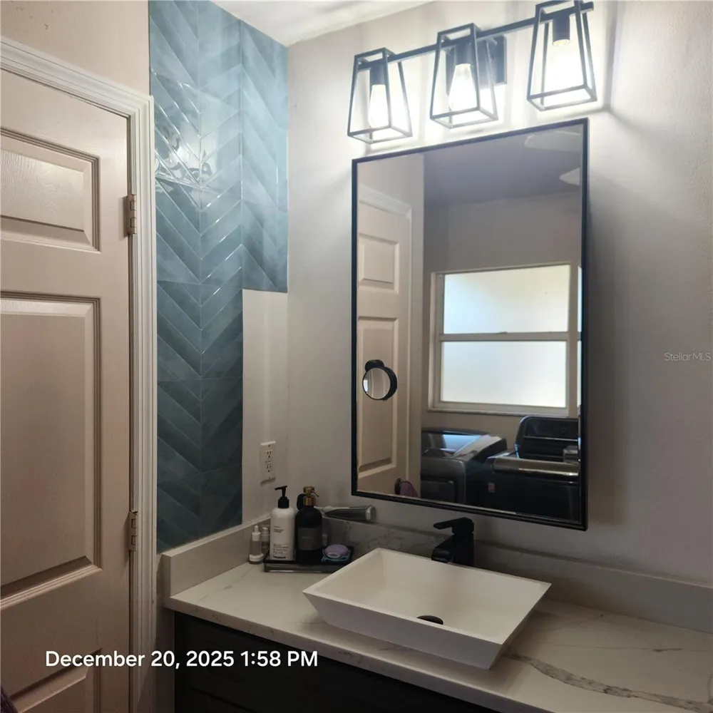 524 SARABAY ROAD Osprey, FL 34229