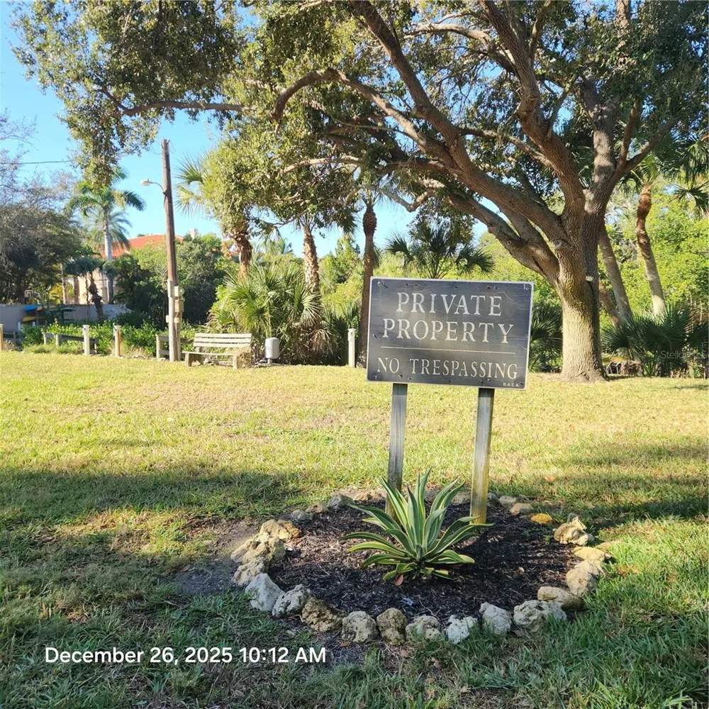 524 SARABAY ROAD Osprey, FL 34229