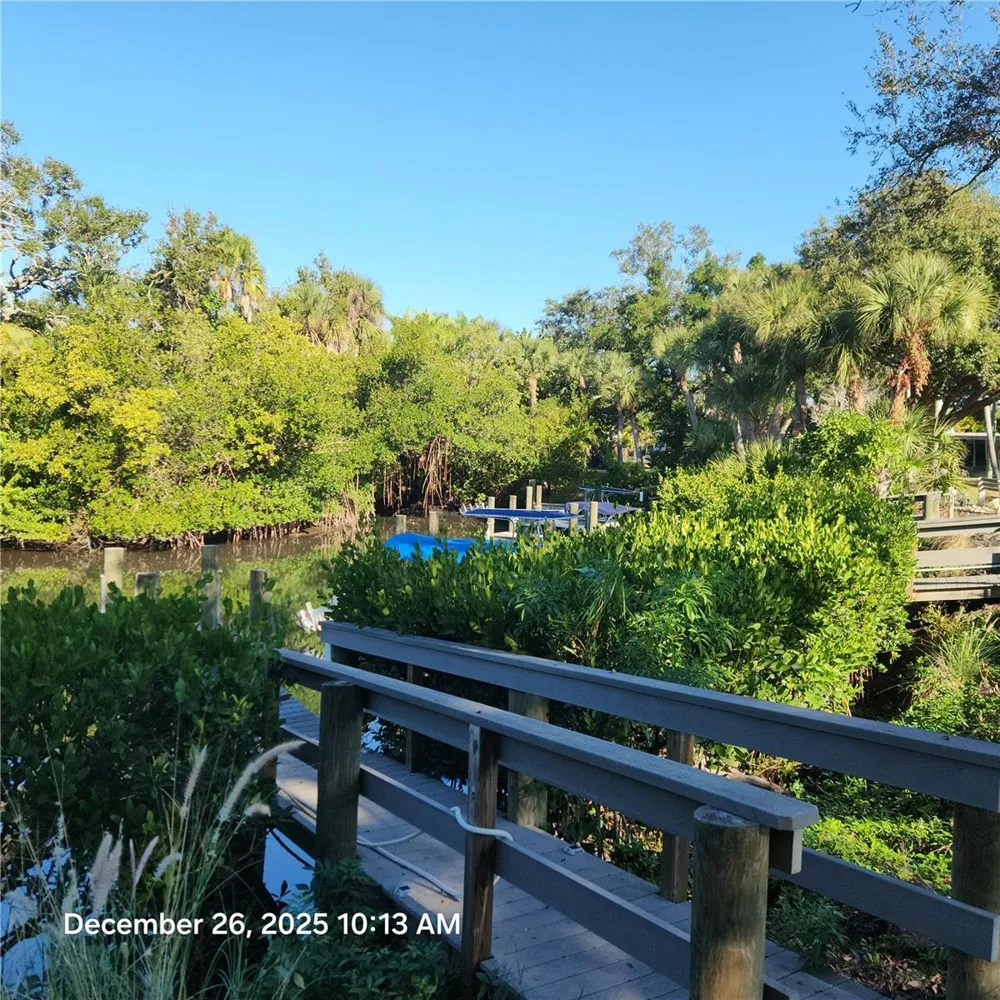 524 SARABAY ROAD Osprey, FL 34229