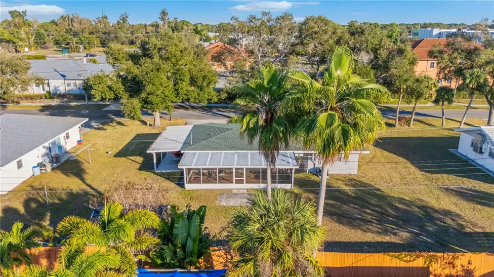 524 SARABAY ROAD Osprey, FL 34229