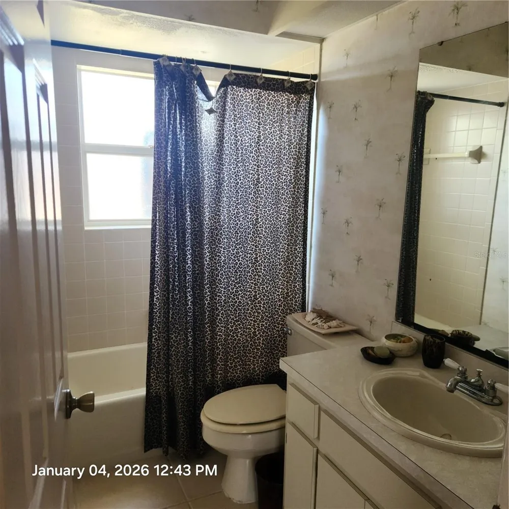 524 SARABAY ROAD Osprey, FL 34229