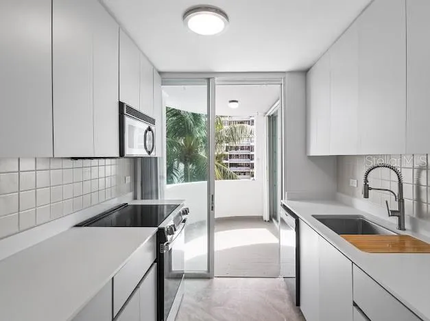 59 KINGS COURT #5 San Juan, PR 00907