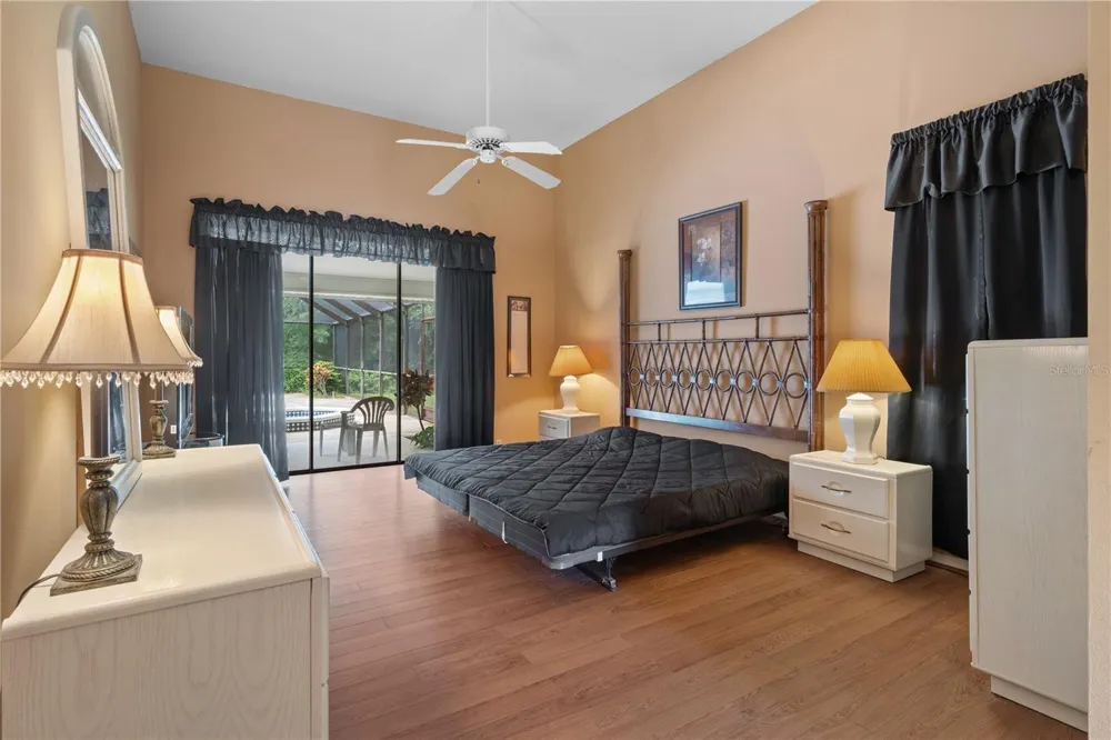 3225 GLENWOOD CIRCLE Holiday, FL 34691