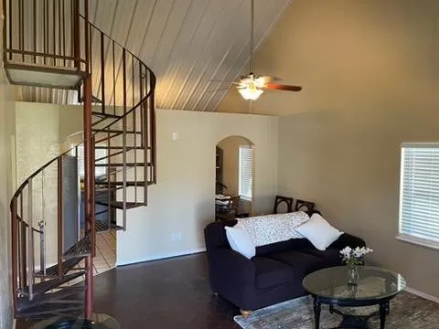 606 E Clifton Street Stephenville, TX 76401