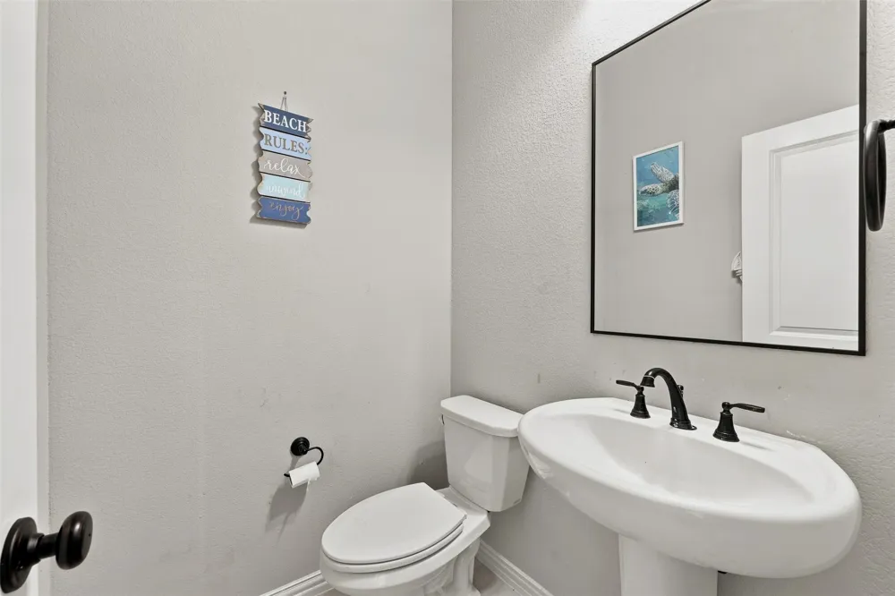 632 Steerman Court Saginaw, TX 76179