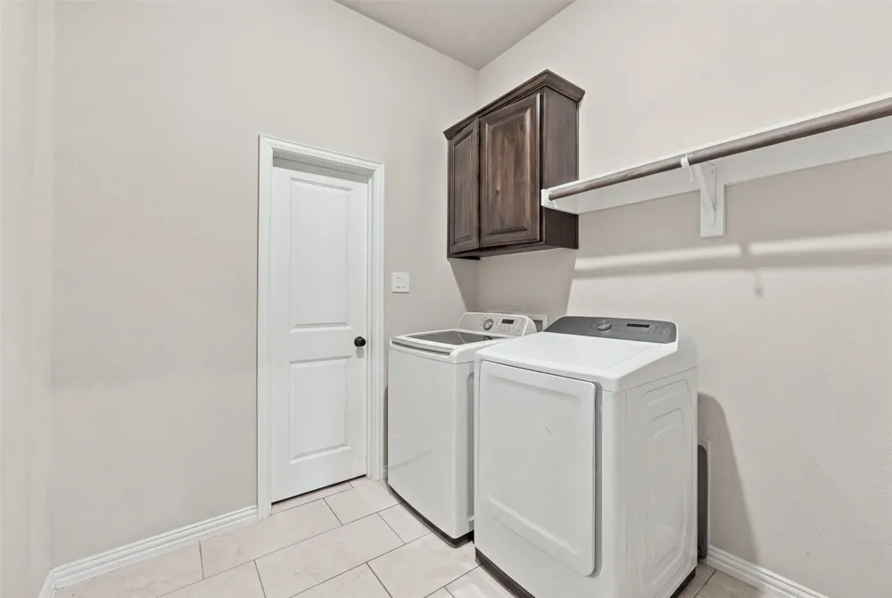 632 Steerman Court Saginaw, TX 76179