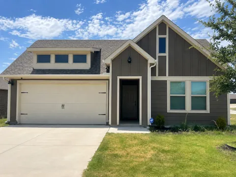 11129 Pond View Court