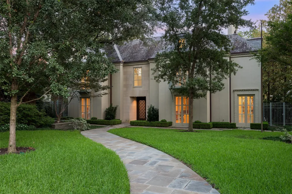4009 Gillon Highland Park, TX 75205