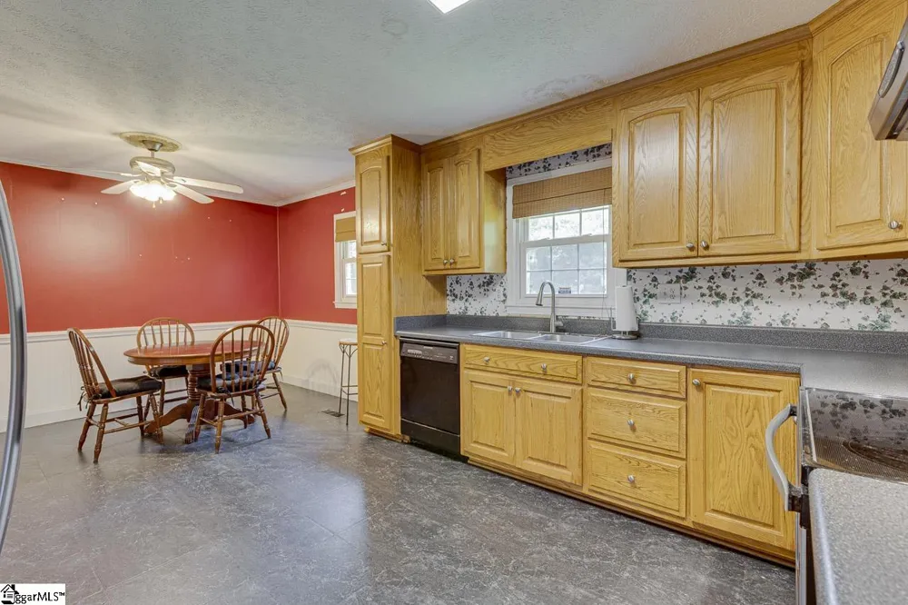 161 Academy Drive Pickens, SC 29671