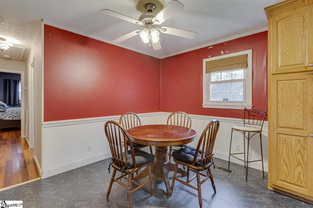 161 Academy Drive Pickens, SC 29671