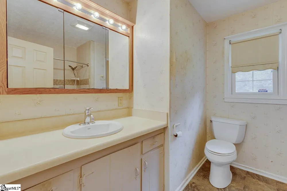 161 Academy Drive Pickens, SC 29671